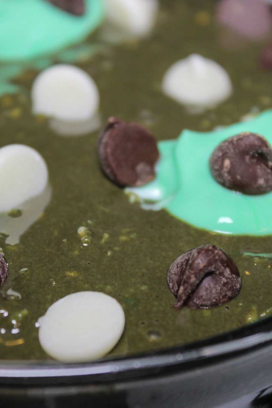 Chocolate Mint Protein Overnight Oats Recipe