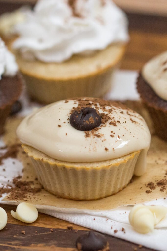 Chocolate or Vanilla Protein Cupcakes Recipe