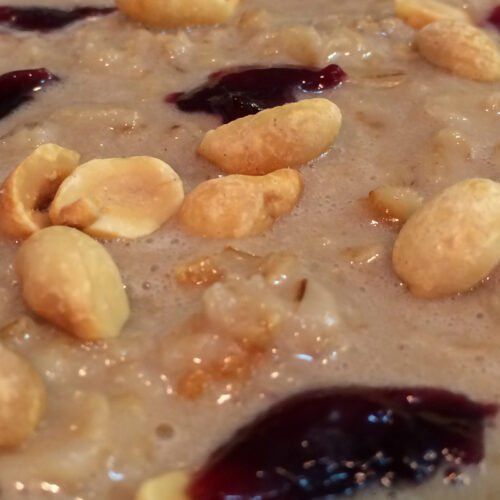 Peanut Butter & Jelly Protein Oatmeal Recipe