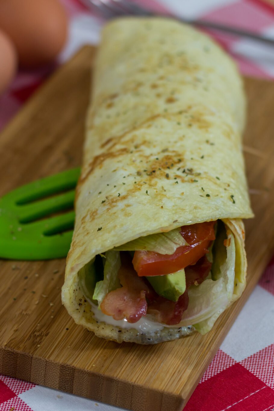 Breakfast Egg Wrap {LOW CARB} - FeelGoodFoodie