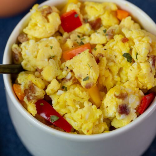 Easy Scrambled Eggs in a Mug