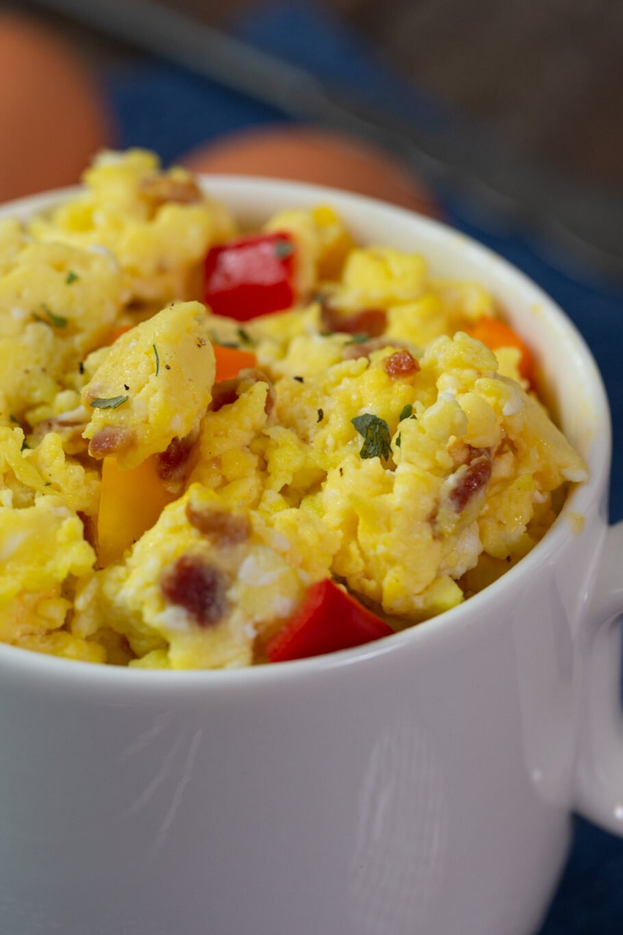 Easy Scrambled Eggs in a Mug