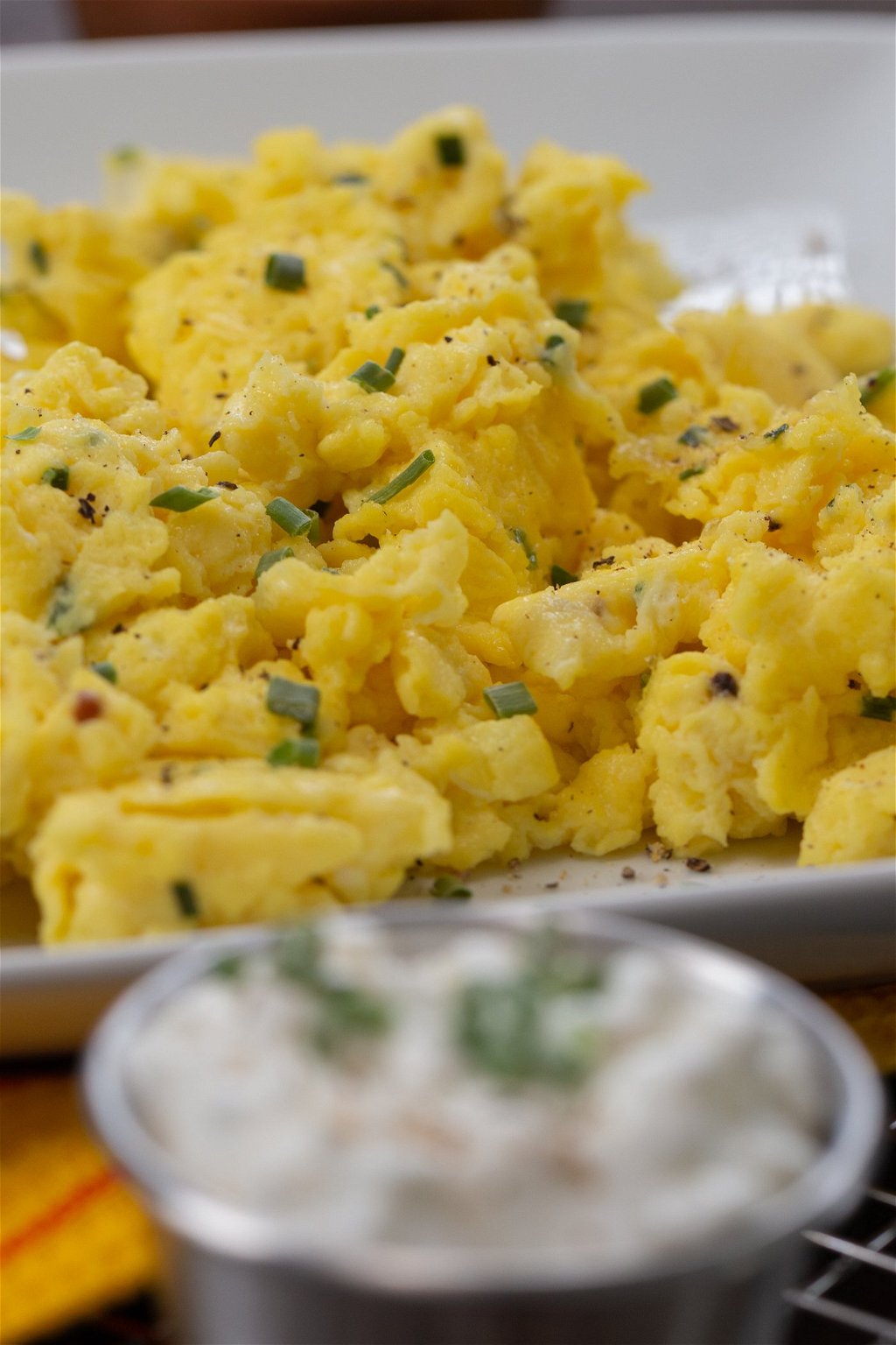 Scrambled Eggs with Cottage Cheese - FeelGoodFoodie
