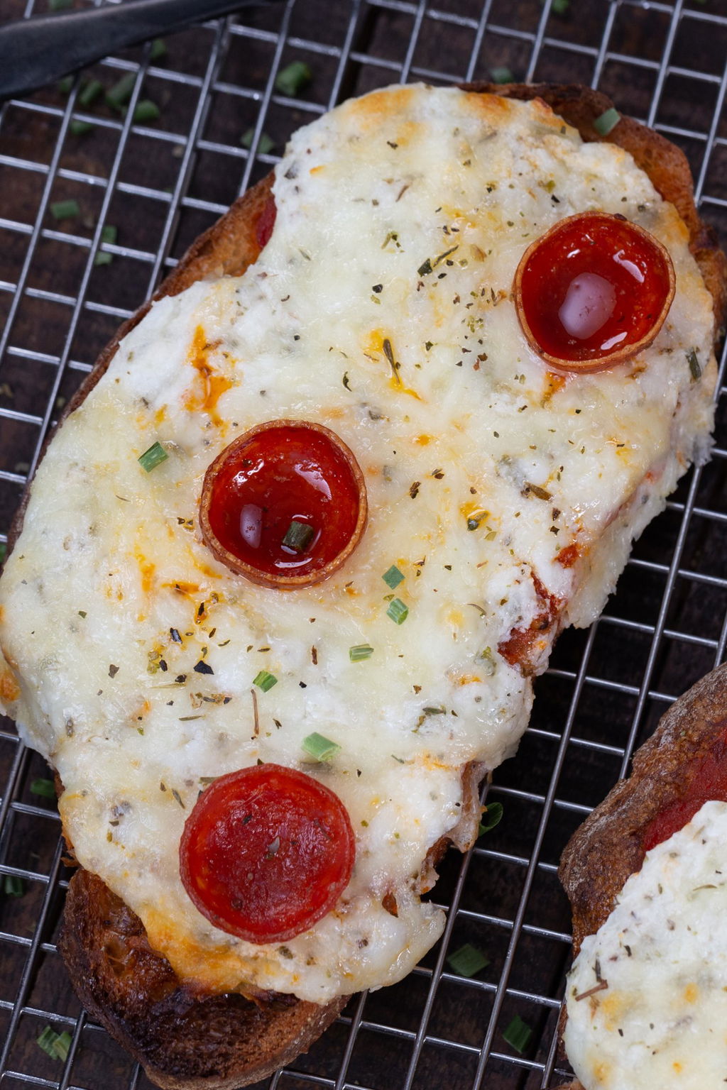 Cottage Cheese Pizza Toast Recipe - The Protein Chef