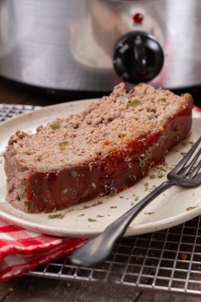 Easy Slow Cooker Meatloaf Recipe